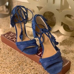 *NEW* Banana Republic Blue Tie Up Heels-Size 6